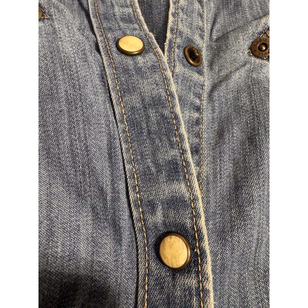 Eddie Bauer Western Shirt Womens Small Blue Denim Pearl Snap Long Sleeve Top - Picture 3 of 14